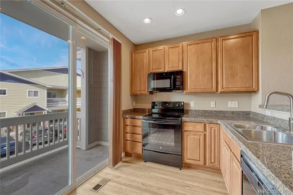 $2,998 | 9558 Pearl Circle, Unit 105, Parker, CO 80134