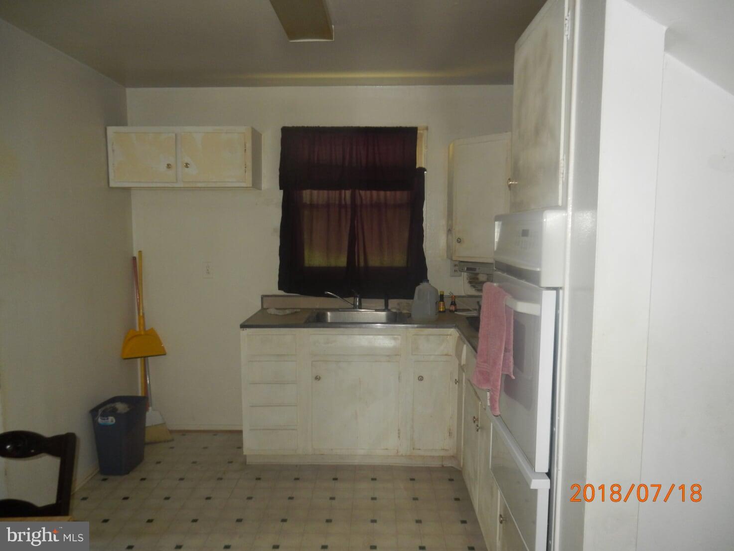 34 South Tollgate Road Owings Mills, MD 21117 - Photo 4 of 11 Kitchen
