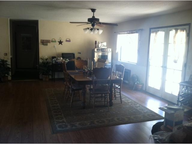 27622 Cool Water Ranch Road Valley Center, CA 92082 - Photo 16 of 20 Dining/living room combo