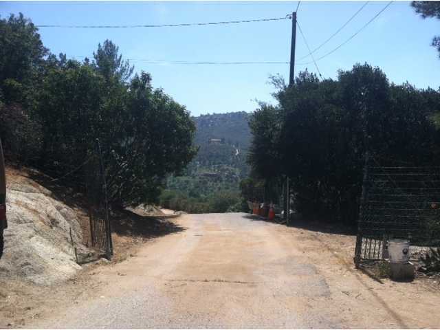 27622 Cool Water Ranch Road Valley Center, CA 92082 - Photo 5 of 20 Gate