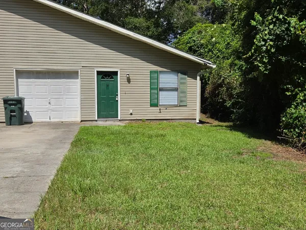$1,400 | 516 South Arizona Street, Kingsland, GA 31548