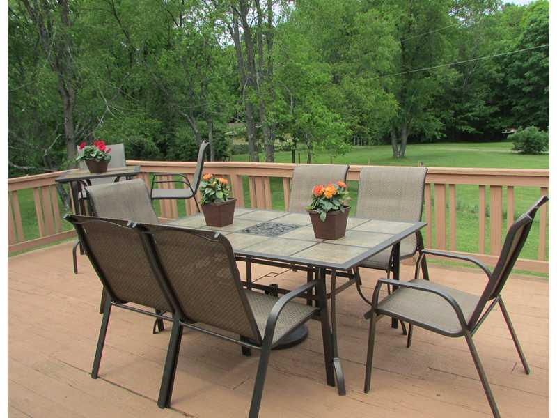 2042 Bigger Road Bulger, PA 15019 - Photo 18 of 20 Patio/Deck.