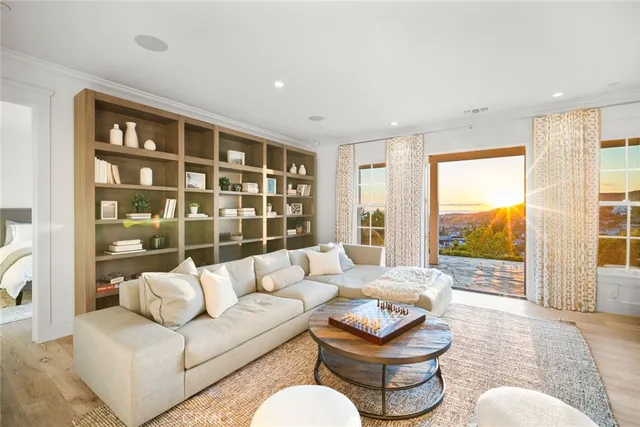$6,200,000 | 745 Buena Vista Way, Laguna Beach, CA 92651