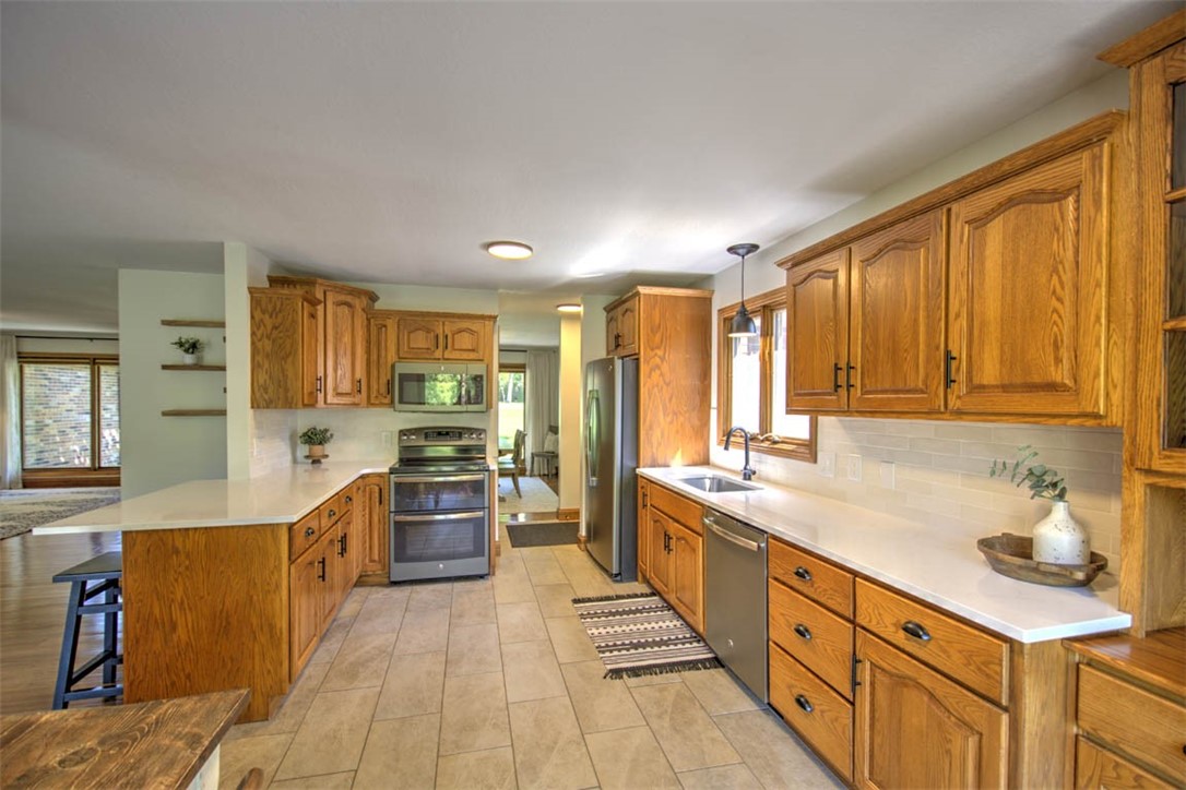 635 West Hickory Point Road Forsyth, IL 62535 - Photo 14 of 40