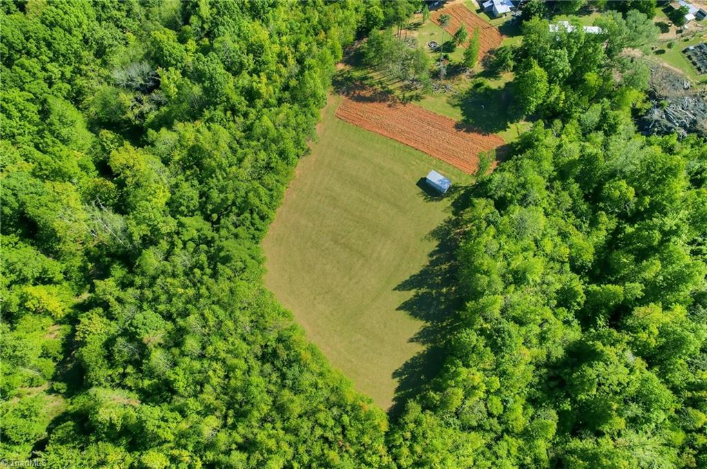 1158 Rockingham Lake Road Reidsville, NC 27320 - Photo 2 of 29 Gallery Image 2