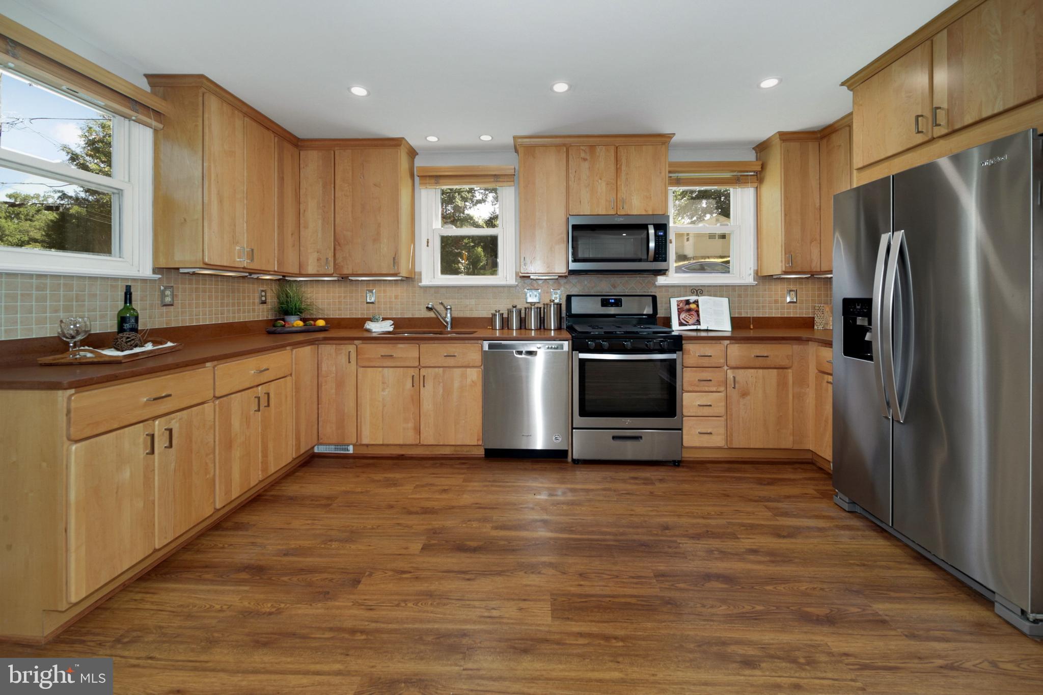 4008 Decatur Avenue Kensington, MD 20895 - Photo 10 of 33 Gallery Image 10