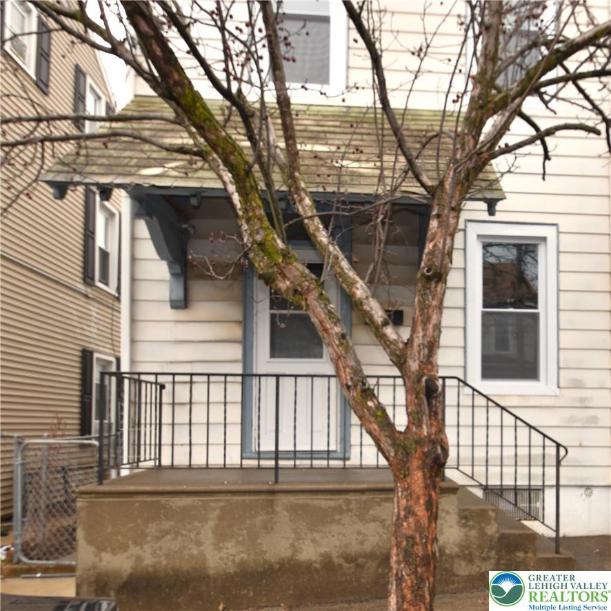 53 East Goepp Street Bethlehem, PA 18018 - Photo 2 of 54