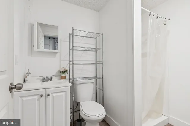 $400,000 | 24 North Chester Avenue, Riverside, NJ 08075