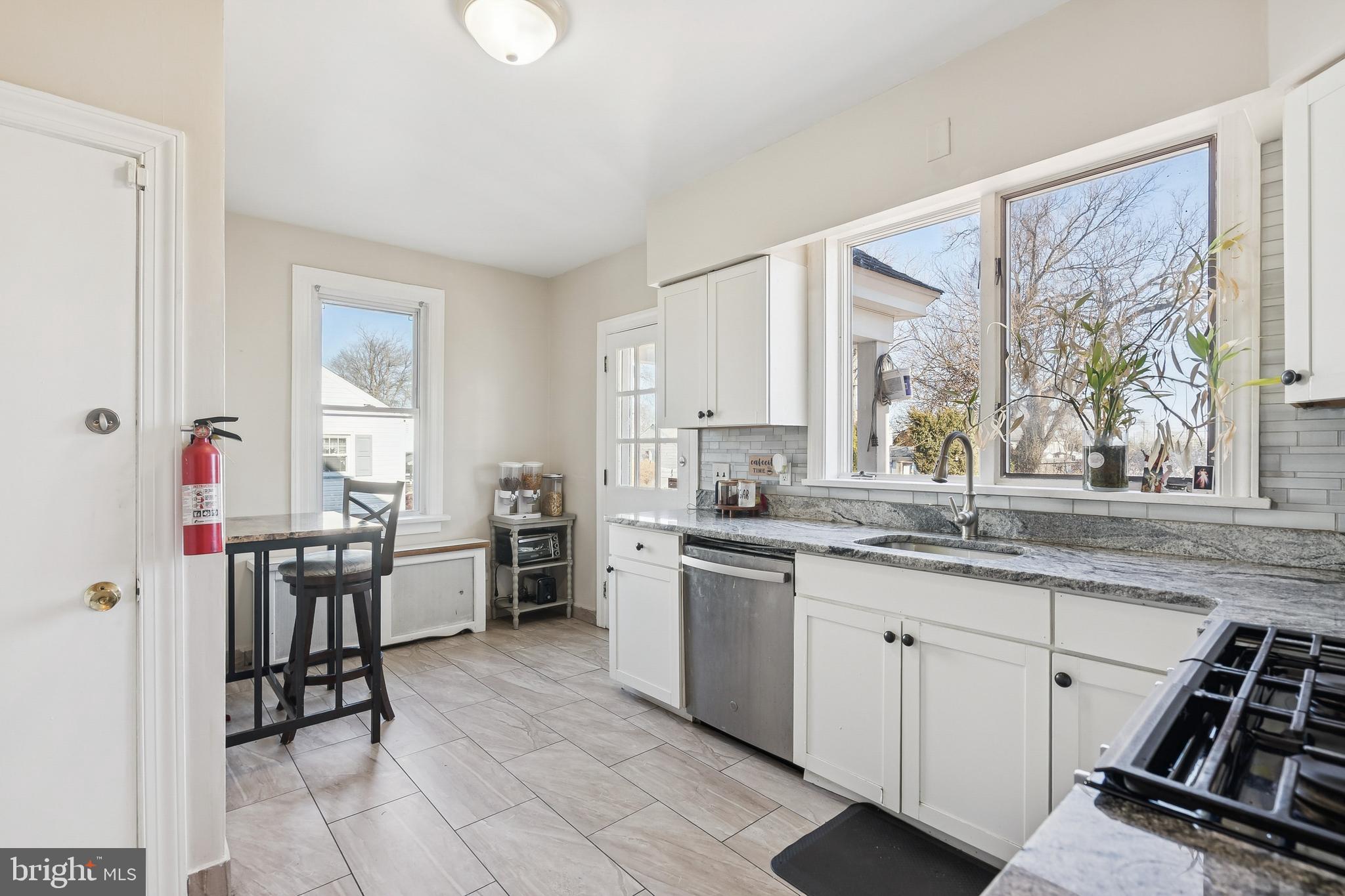 24 North Chester Avenue Riverside, NJ 08075 - Photo 7 of 25 Kitchen