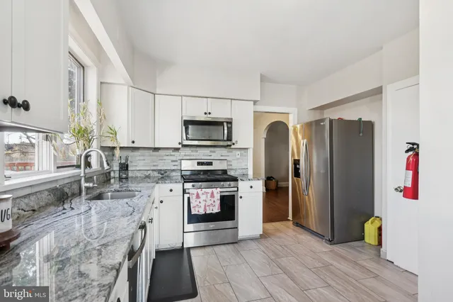 $400,000 | 24 North Chester Avenue, Riverside, NJ 08075