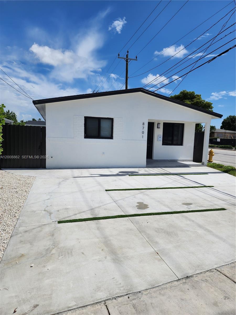 8701 Southwest 36th Street Miami, FL 33165 - Photo 2 of 24
