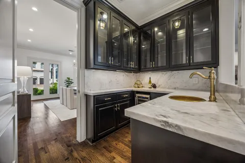 $1,999,000 | 4817 Linden Street, Bellaire, TX 77401