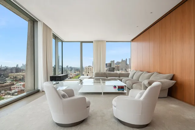 $28,000 | 215 Chrystie Street, Unit 27E | Lower East Side