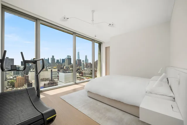 $28,000 | 215 Chrystie Street, Unit 27E | Lower East Side