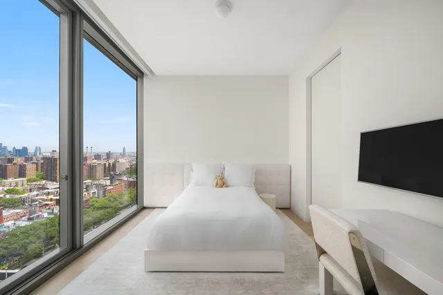 $28,000 | 215 Chrystie Street, Unit 27E | Lower East Side