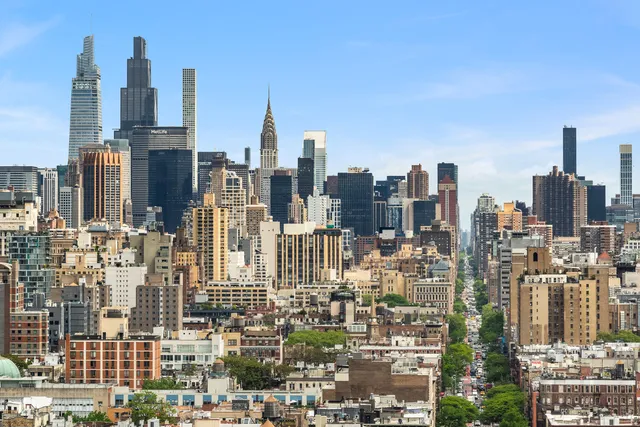 $28,000 | 215 Chrystie Street, Unit 27E | Lower East Side