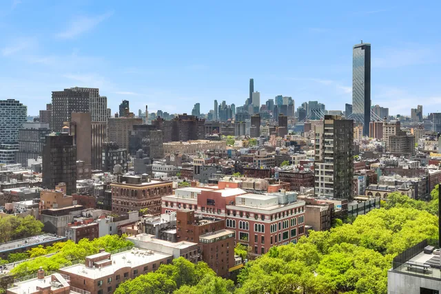 $28,000 | 215 Chrystie Street, Unit 27E | Lower East Side