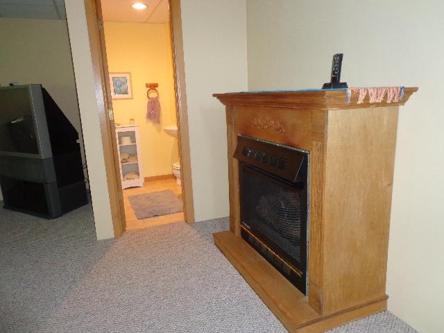 6794 Rydberg Road Rockford, IL 61109 - Photo 16 of 25 Gallery Image 16