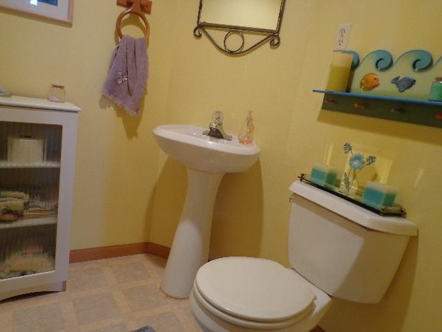 6794 Rydberg Road Rockford, IL 61109 - Photo 17 of 25 Gallery Image 17