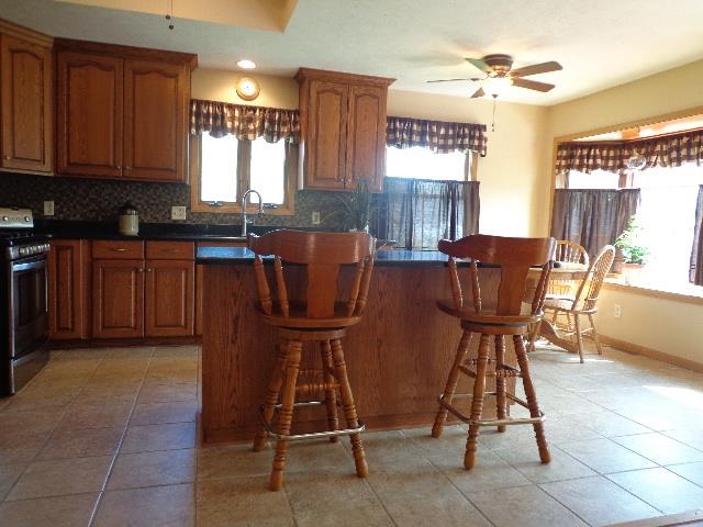 6794 Rydberg Road Rockford, IL 61109 - Photo 4 of 25 Gallery Image 4