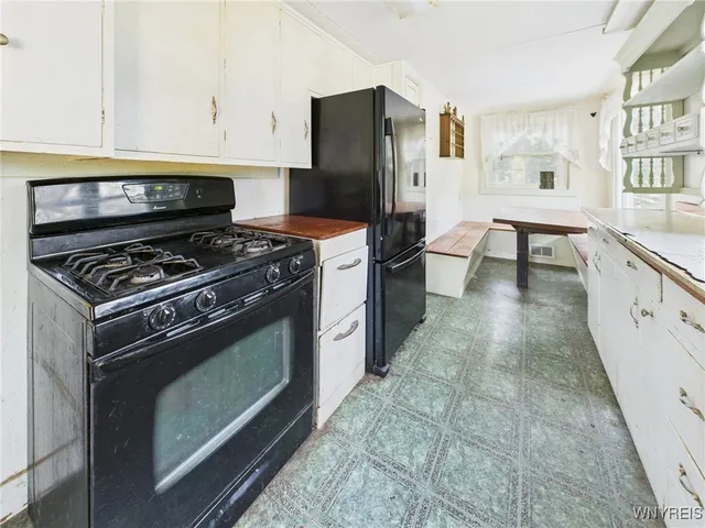 $249,900 | 1385 Olean Road, South Wales, NY 14139