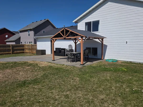 $329,900 | 520 Elliot Drive Southeast, Grand Meadow, MN 55936