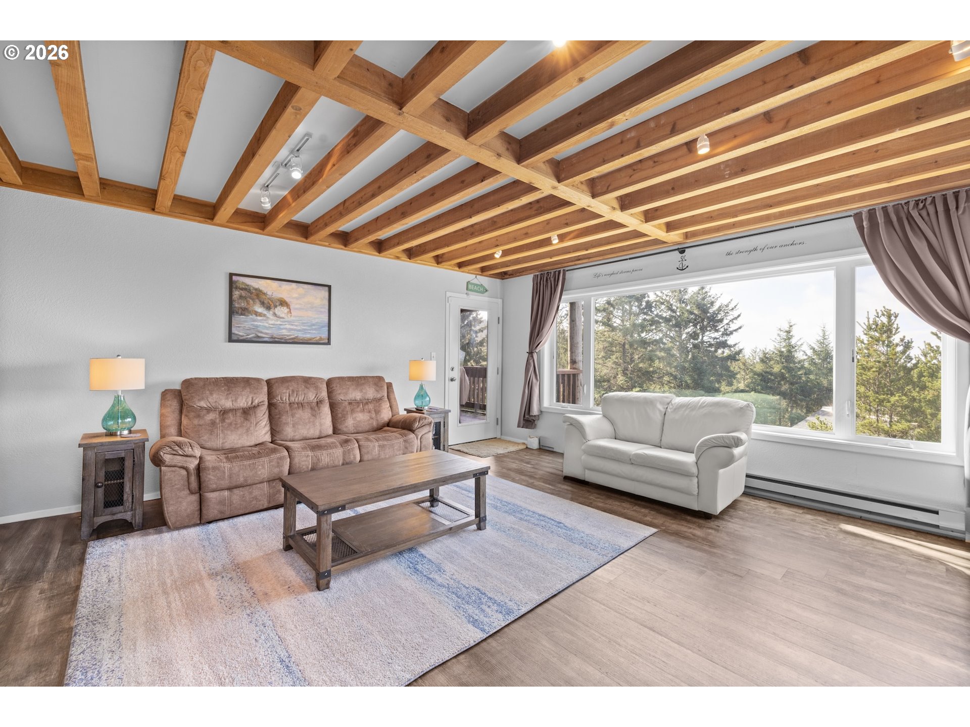 2801 Willows Road, Unit 8 Seaview, WA 98644 - Photo 4 of 21 Living Room