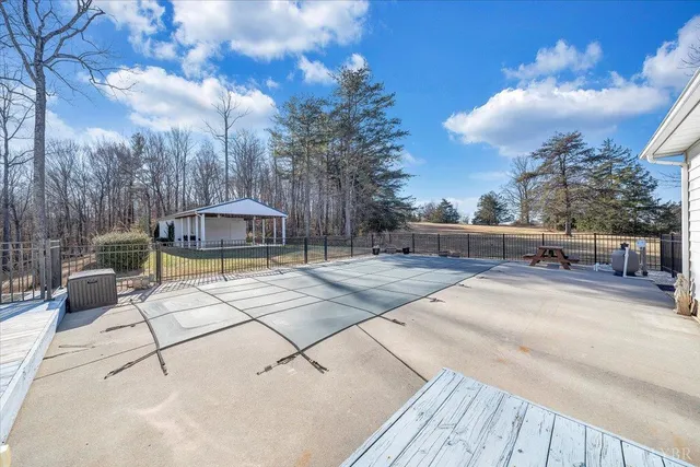 $450,000 | 111 Donegal Lane, Bedford, VA 24523