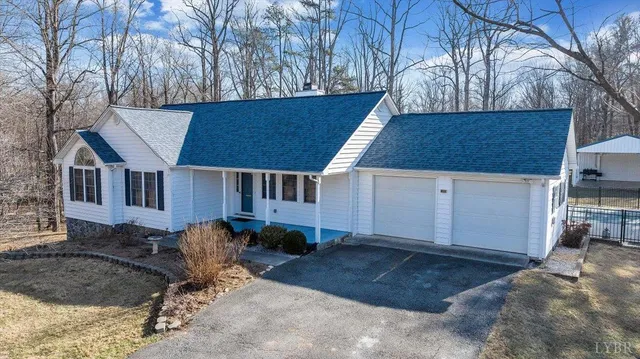 $450,000 | 111 Donegal Lane, Bedford, VA 24523