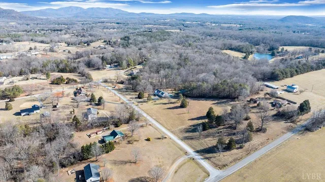 $450,000 | 111 Donegal Lane, Bedford, VA 24523