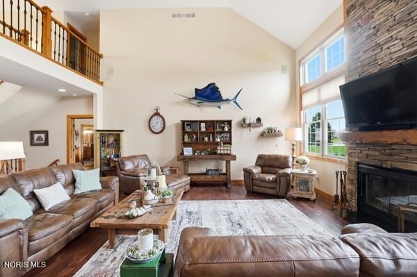 4754 Holt Road Sylvania, OH 43560 - Photo 13 of 91 Family room