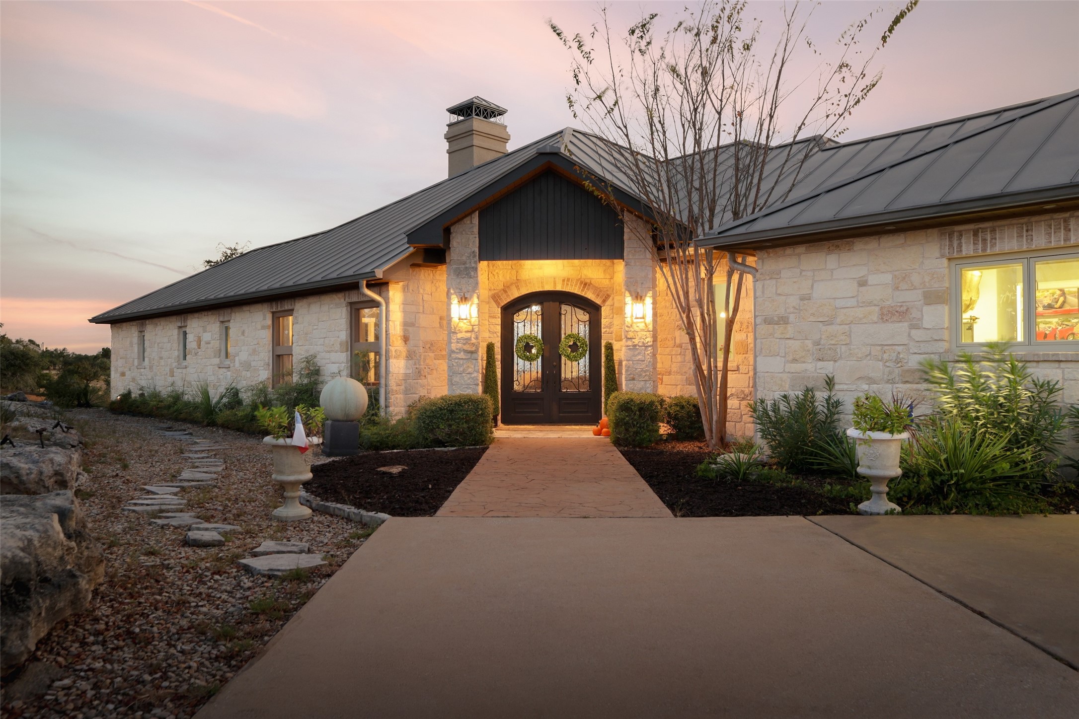 8075 Mt Sharp Road Wimberley, TX 78676 - Photo 3 of 25