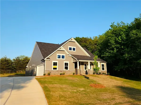 $469,900 | 315 Old Shirley Road, Central, SC 29630