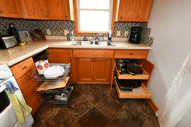 $249,900 | 345 East 5th Street, Zumbrota, MN 55992