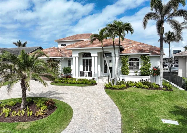 $5,875,000 | 271 Bayview Avenue, Naples, FL 34108
