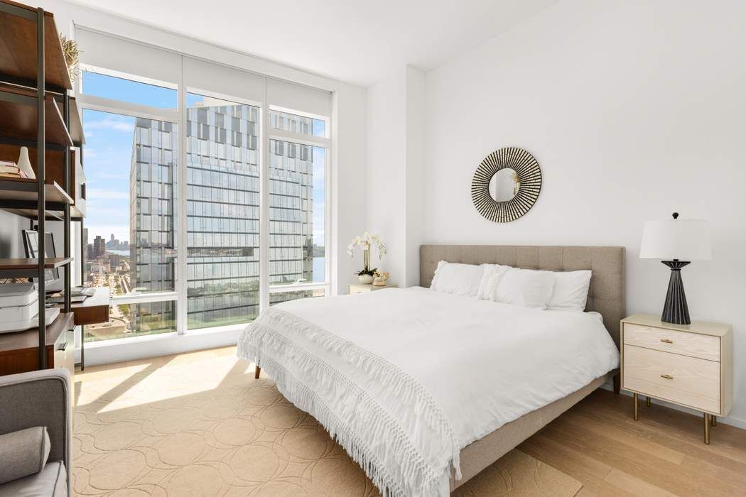 30 Riverside Boulevard, Unit 30H Manhattan, NY 10069 - Photo 6 of 10 Gallery Image 6