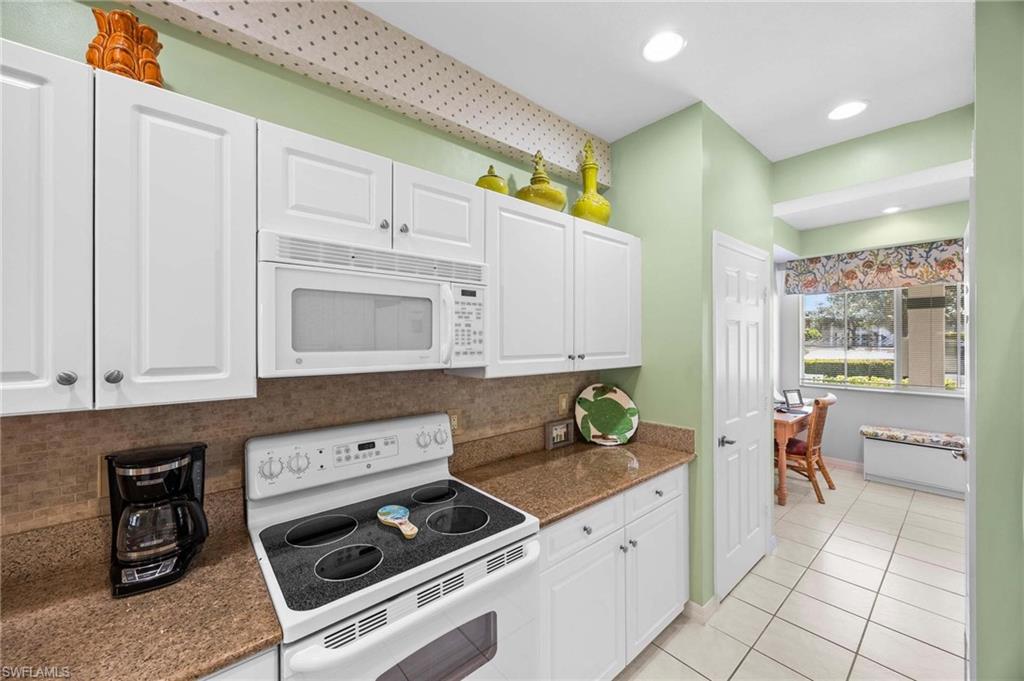 7930 Mahogany Run Lane, Unit 811 Naples, FL 34113 - Photo 13 of 50