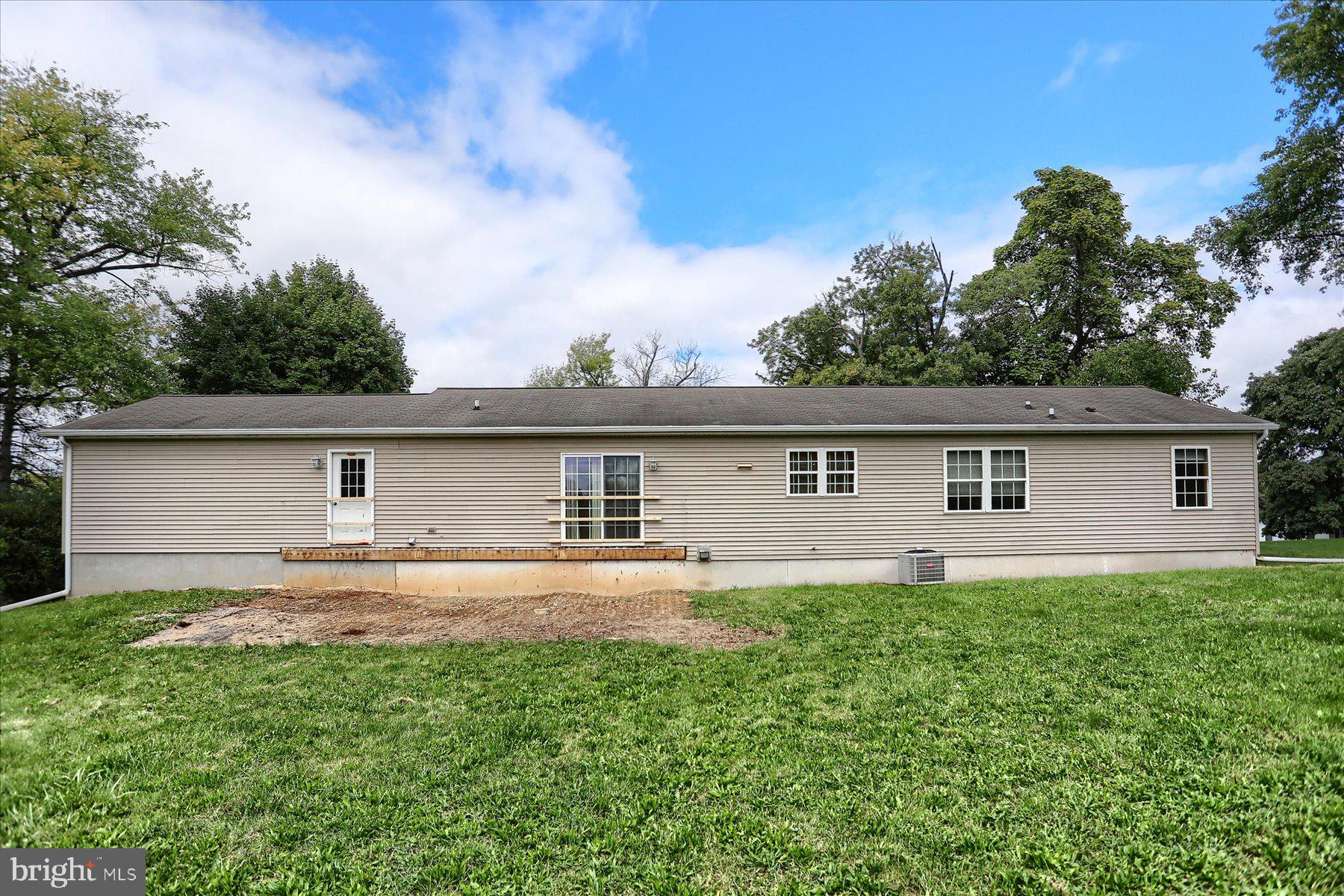 7621 Jonestown Road Harrisburg, PA 17112 - Photo 48 of 69 Rear