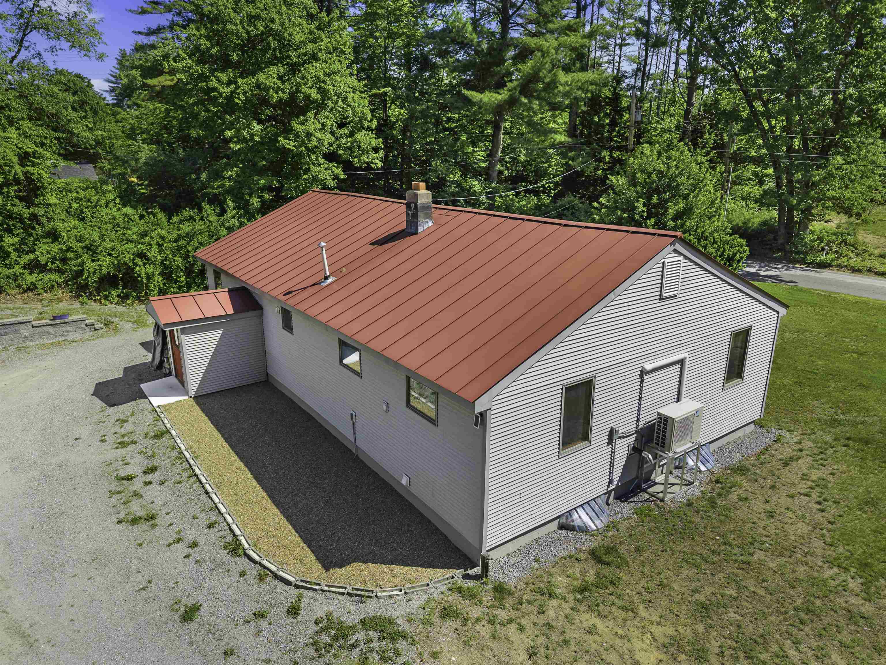 35 Tyler Road Hopkinton, NH 03229 - Photo 29 of 37