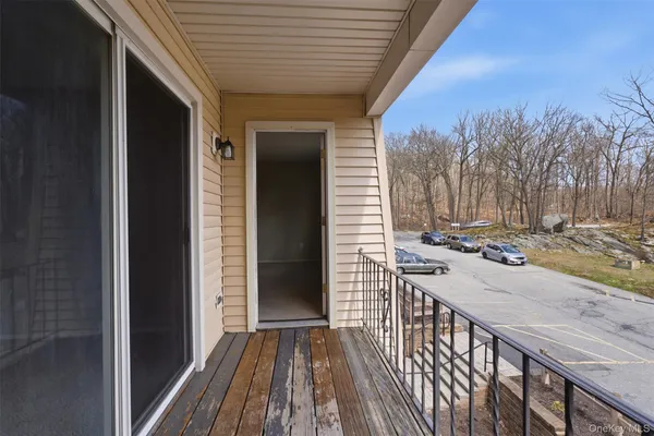 $2,100 | 614 Fox Run Lane, Unit 614, Carmel, NY 10512