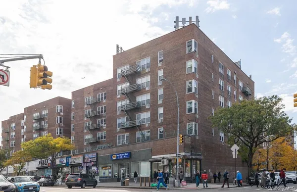 $415,000 | 134-54 Maple Avenue, Unit 3 | Flushing