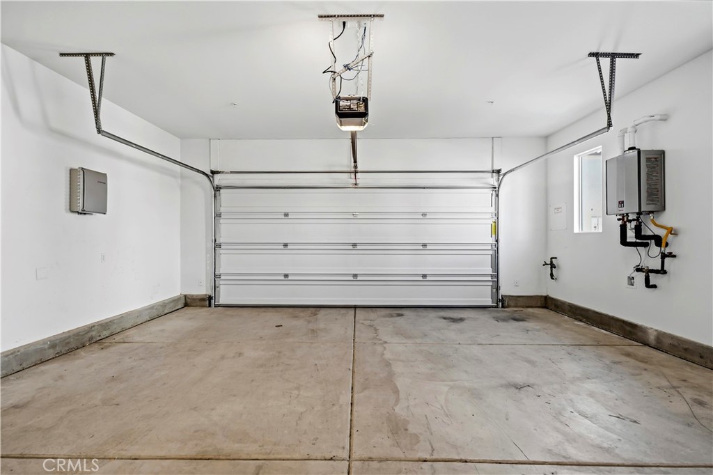 335 Carson Court Rialto, CA 92376 - Photo 24 of 34 a view of a closet area with hallway