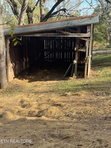 $339,000 | 195 Granby Lane, Harrogate, TN 37752