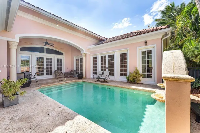 a house view with a outdoor space