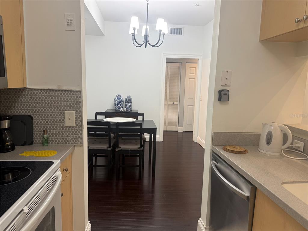 1180 Reserve Way, Unit 302 Naples, FL 34105 - Photo 8 of 35
