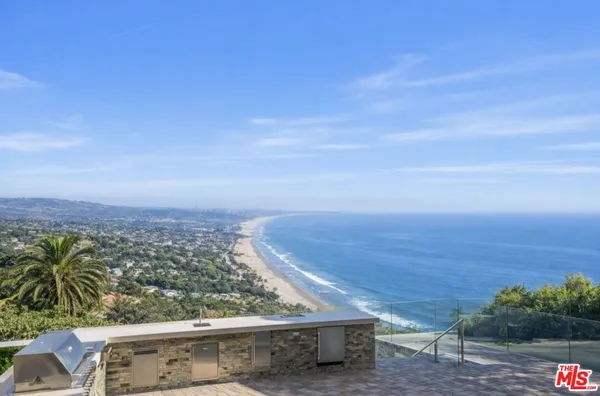 $9,575,000 | 770 Paseo Miramar, Pacific Palisades, CA 90272