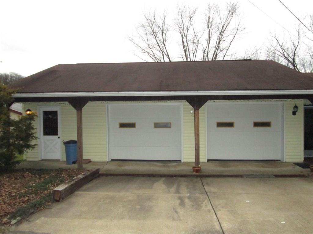 368 Walkchalk Road Kittanning, PA 16201 - Photo 4 of 11