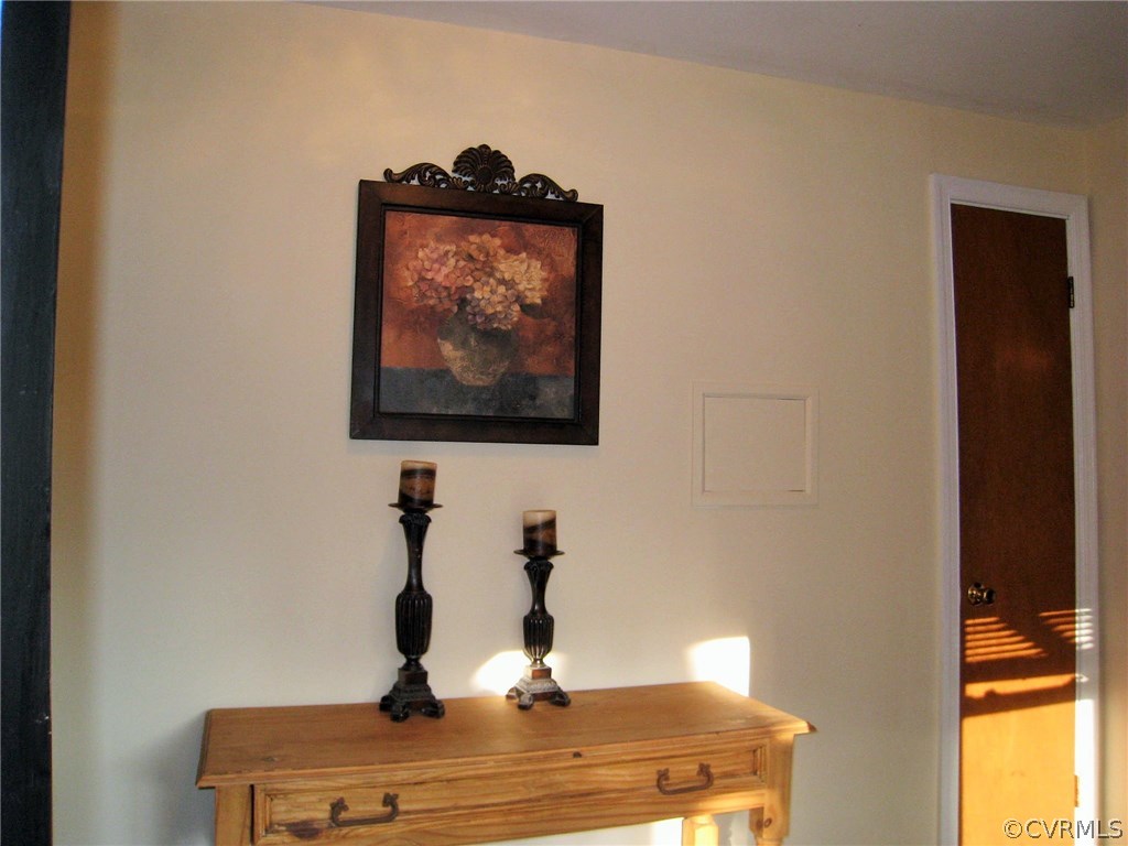 2166 Tower Hill Road Powhatan, VA 23139 - Photo 4 of 12 Gallery Image 4
