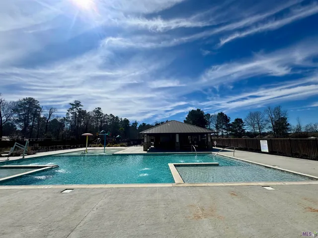 $269,500 | 13083 Bayberry Avenue, Walker, LA 70785