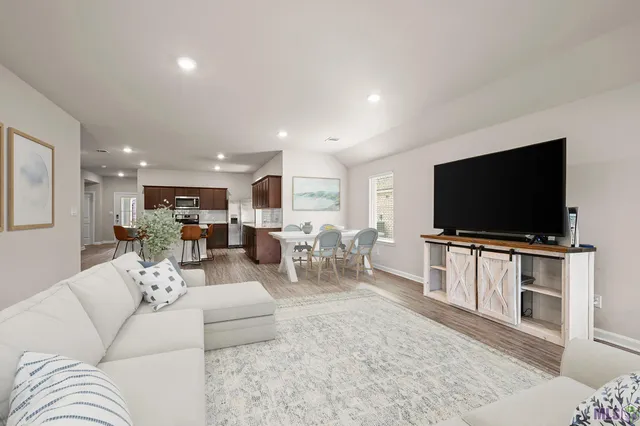 $269,500 | 13083 Bayberry Avenue, Walker, LA 70785